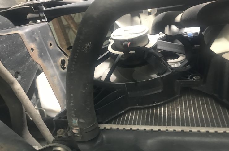 サンバー　エアコン修理