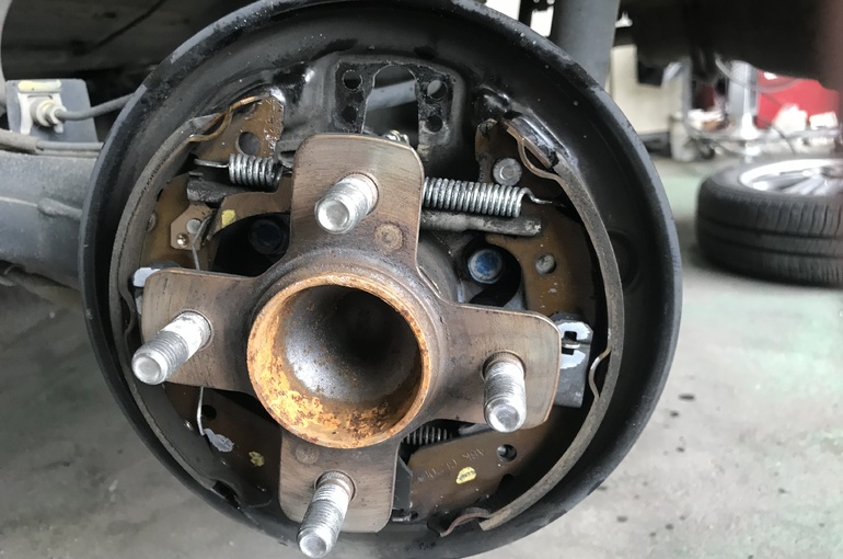 リヤカップ交換