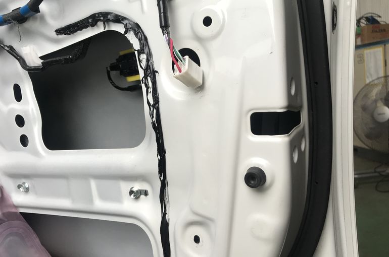 ドアロック修理